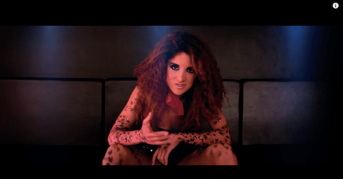Della — Videoclip "Della - I Want You Back"
