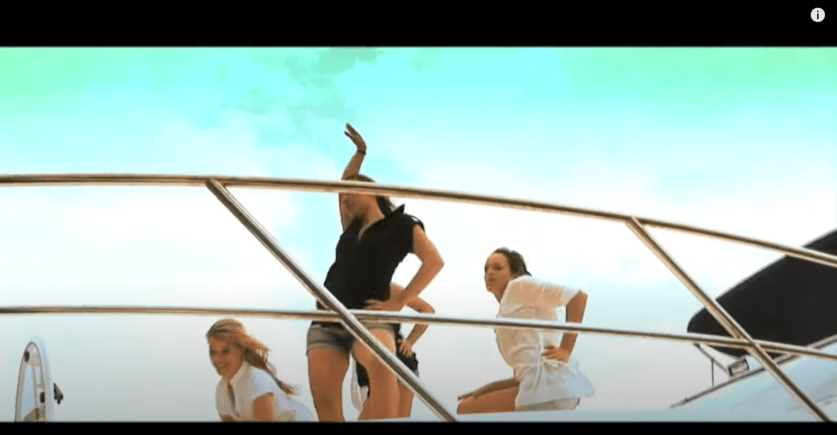 Juan Magán — Videoclip "Juan Magán - Verano Azul"