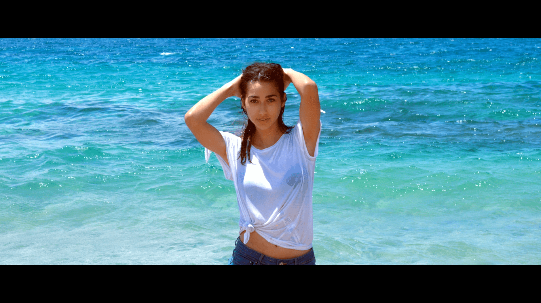 Oscar Casañas — Videoclip "Oscar Casañas - Dame Medicina"
