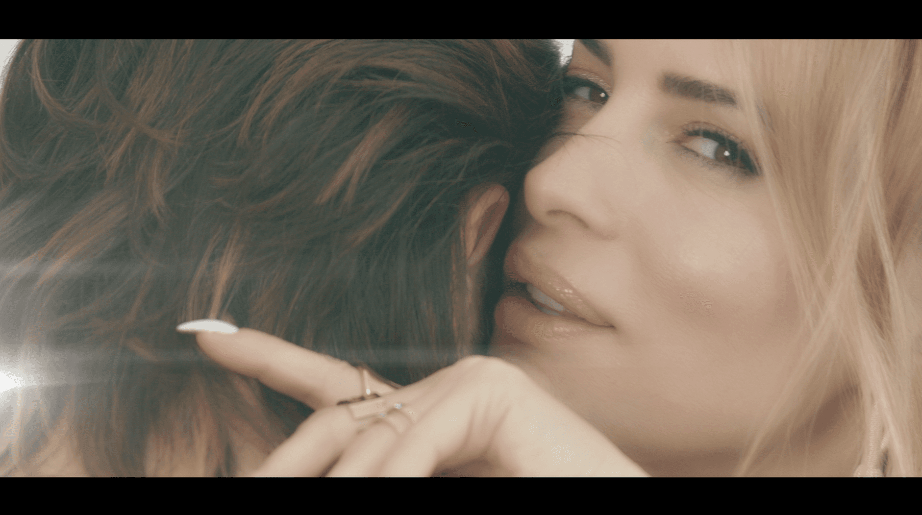 Romy Low — Videoclip "Romy Low - La Diabla"