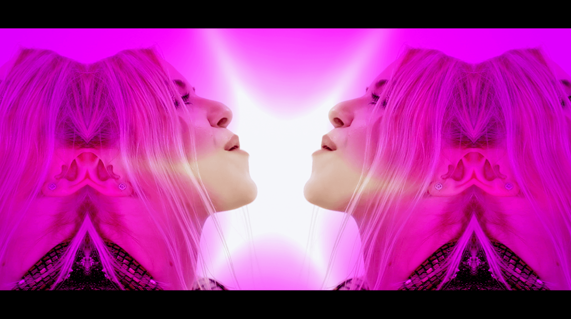 Aina Maro — Videoclip "Aina Maro - Que le den"