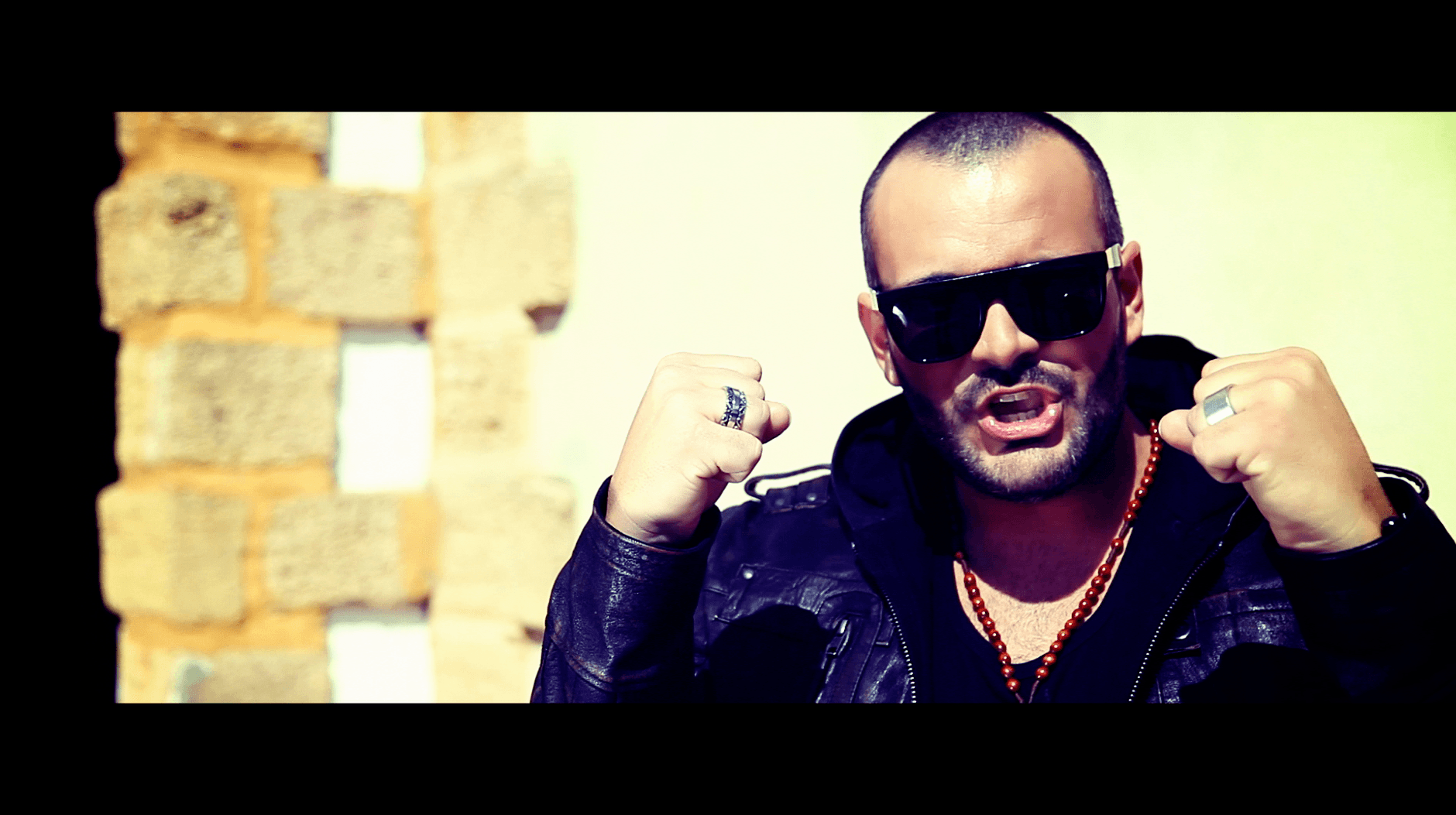 Dr.Bellido feat Las enfermeras — Videoclip "Dr.Bellido feat Las enfermeras - Huérfano"