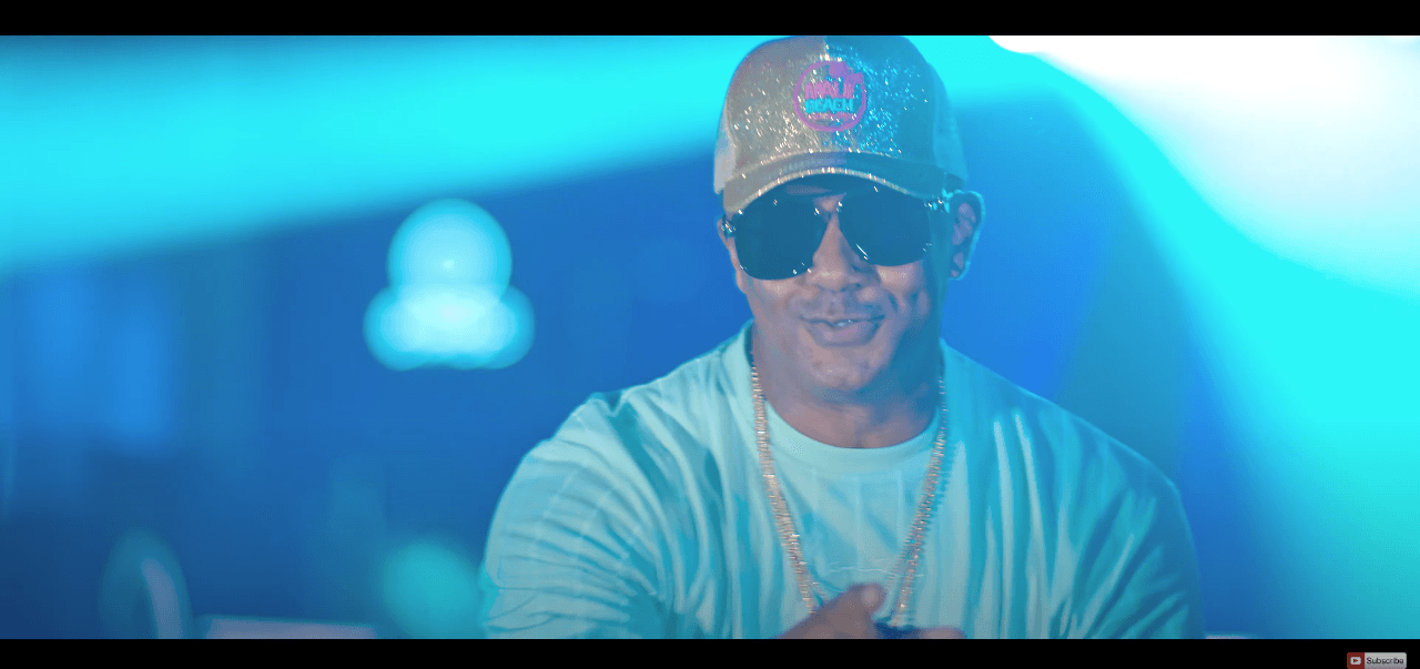 Henry Méndez & Don Kino — Videoclip "Henry Méndez & Don Kino - TikToker - 4K"