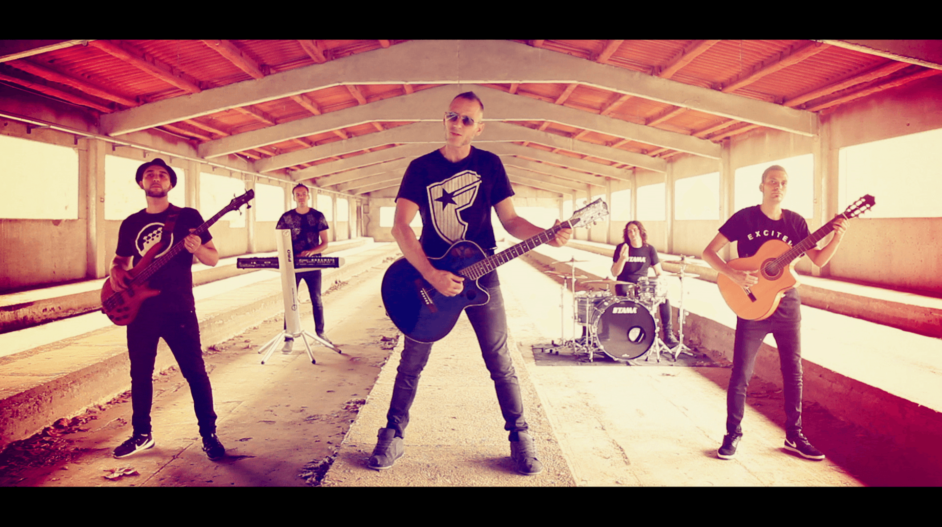 Los Mucca — Videoclip "Los Mucca - Rota"
