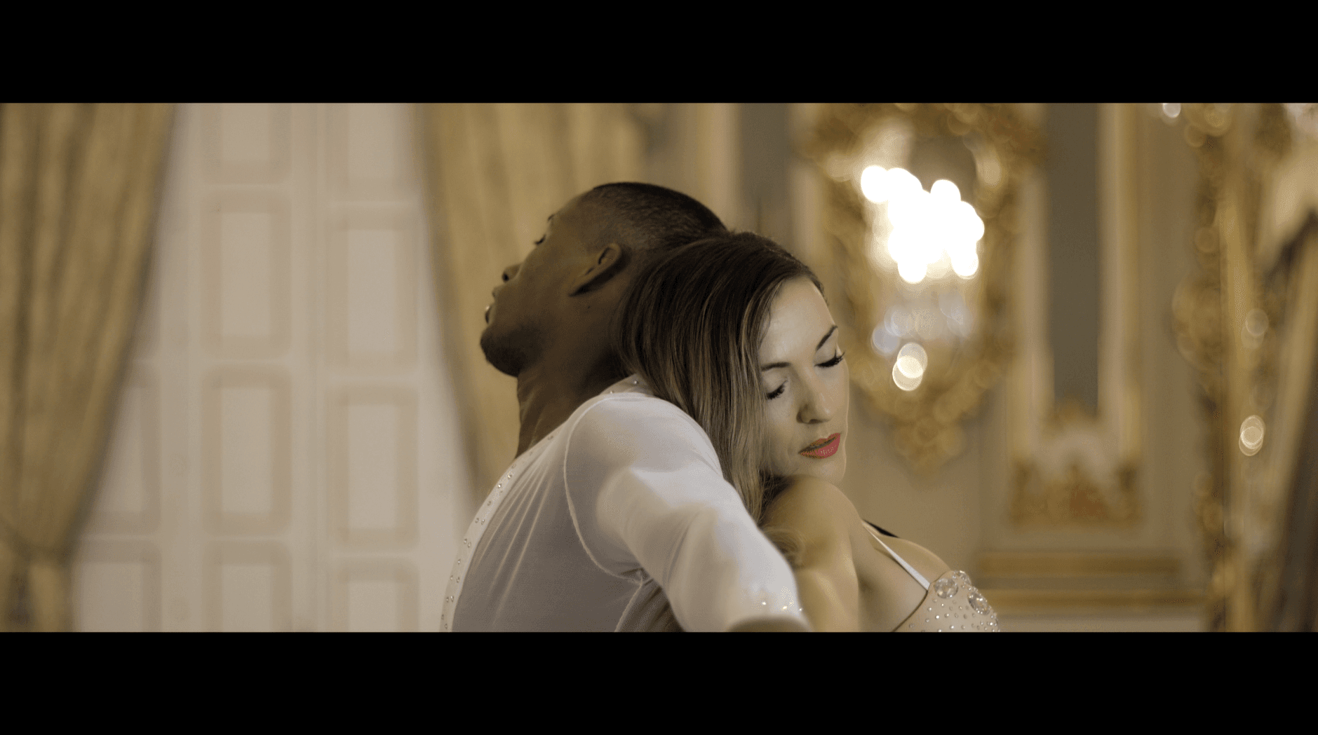 Salva Ortega — Videoclip "Salva Ortega - Atrapados"
